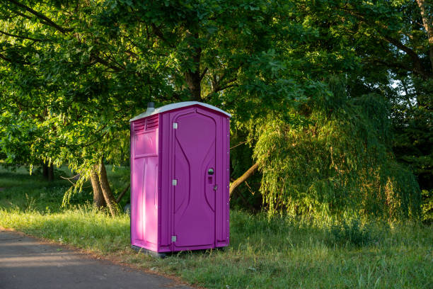Best Porta potty rental near me  in Patterson Tract, CA
